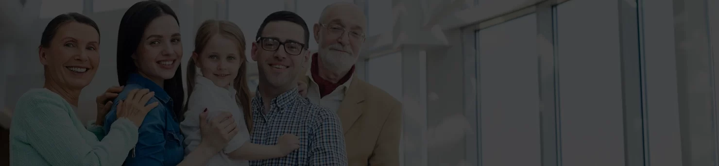 Grup sağlık sigortası İşverenlerin çalışanlarına ve çalışanlarının ailelerine yaptırdığı sağlık sigortası türüdür.